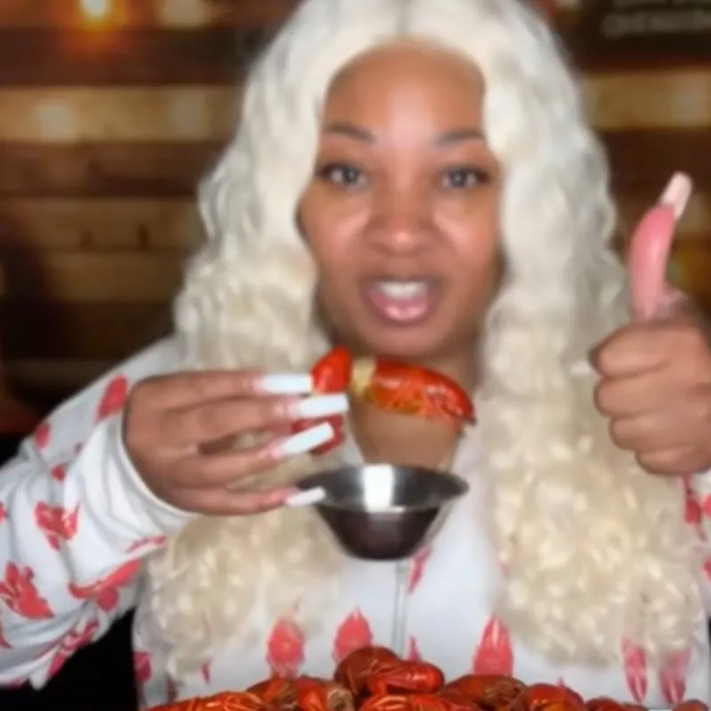 💎𝕿𝖍𝖊 𝕽𝖊𝖆𝖑 𝕼𝖚𝖊𝖊𝖓 𝖔𝖋 𝕸𝖚𝖐𝖇𝖆𝖓𝖌💎